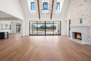 Sabinas-Creek-Mud-Great-Room-looking-toward-Back-Yard-with-view-of-Clear-Story-Windows