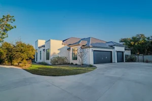 Right Front Elevation